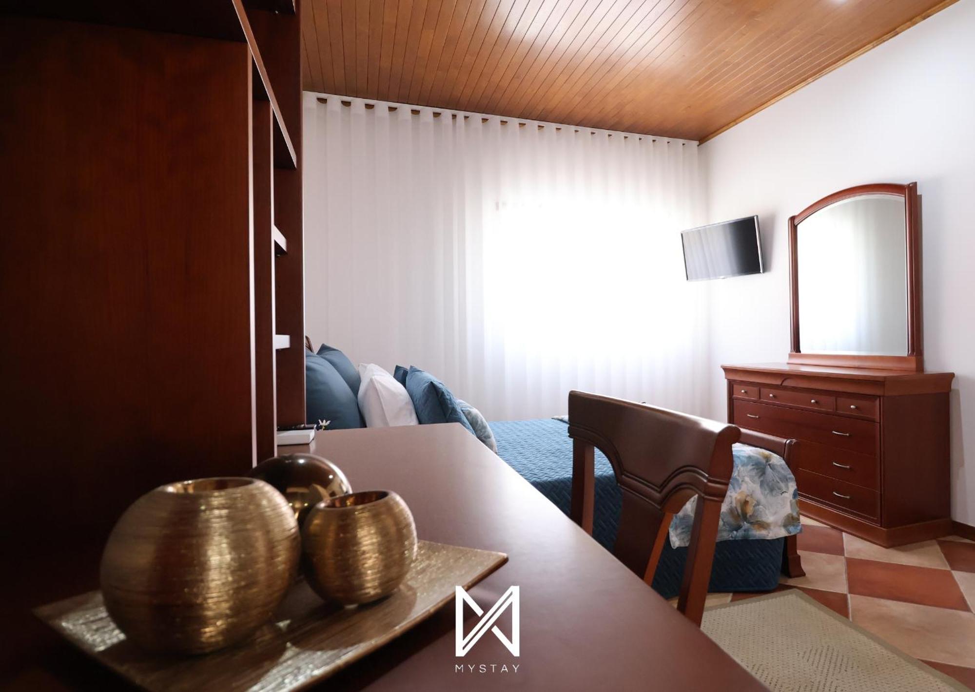 Mystay - Oliveira Douro House Peso da Régua Rum bild